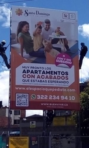 Valla Publicitaría vertical