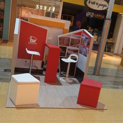 Stand de BuenVivir diseñado por BRA Publicidad SAS para promoción de proyectos inmobiliarios